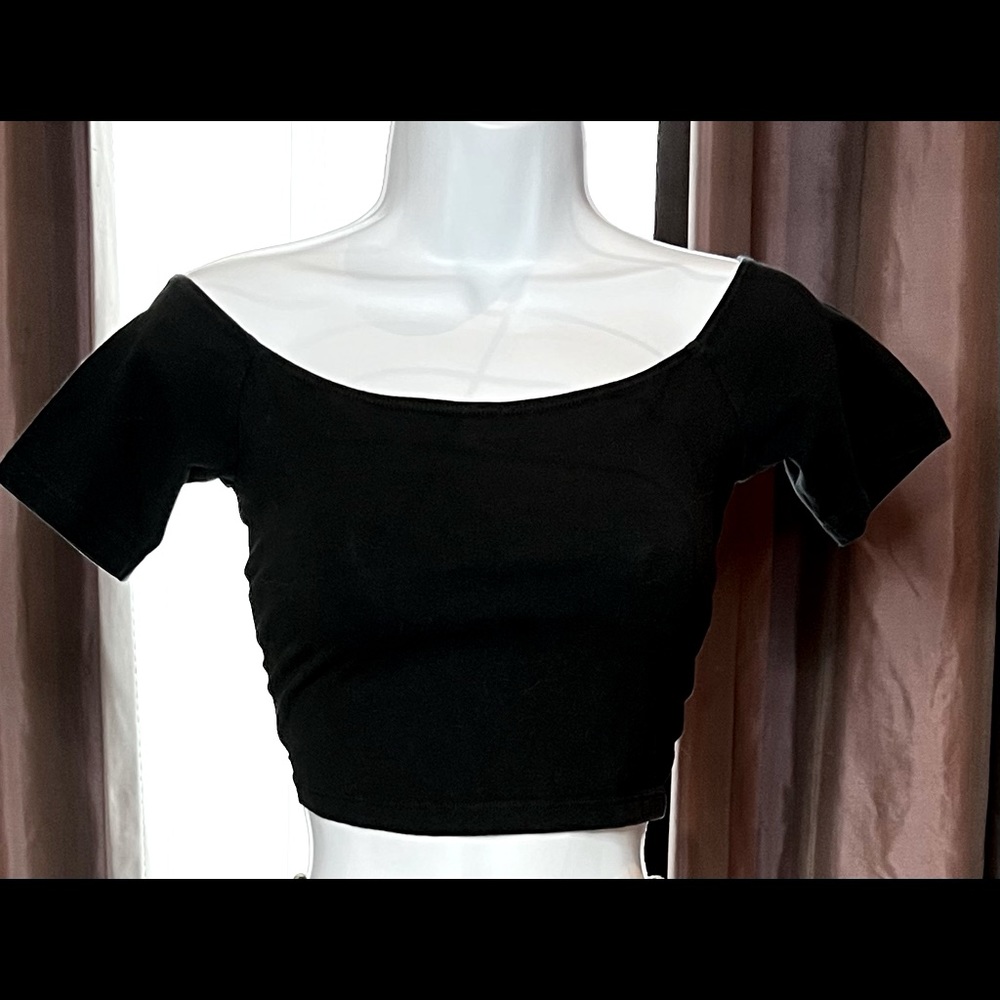 Black off the shoulder crop top
